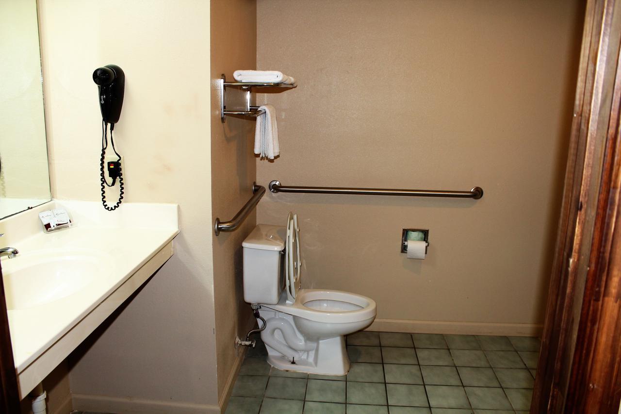 Highland Inn Denham Springs Baton Rouge East المظهر الخارجي الصورة